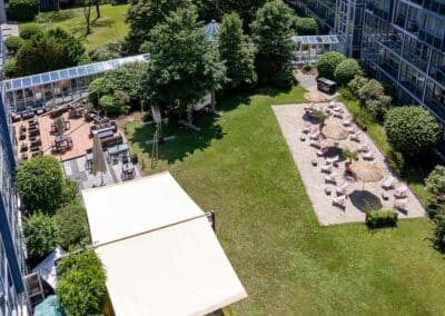 Pullman Munich THEOS Innenhof 4