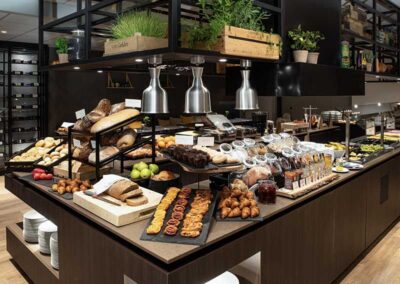 Familienzimmer im Bilderberg Hotel 't Speulderbos mit komfortabler Einrichtung und gemütlichen Details