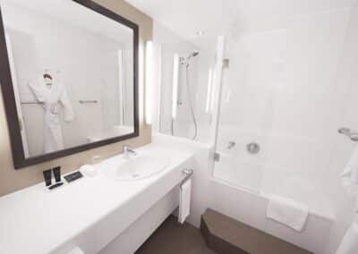 8.	Badezimmer im Exekutivzimmer des Bilderberg Hotel De Bovenste Molen mit eleganter Ausstattung