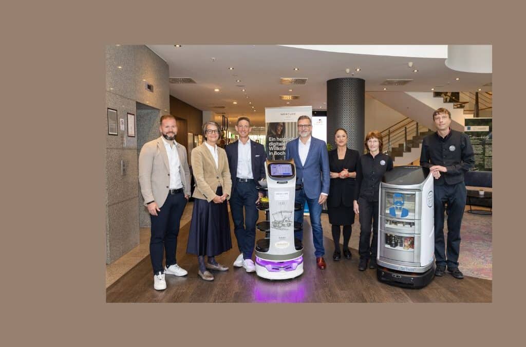 Check-in: Hotelroboter begeistern in Bochum